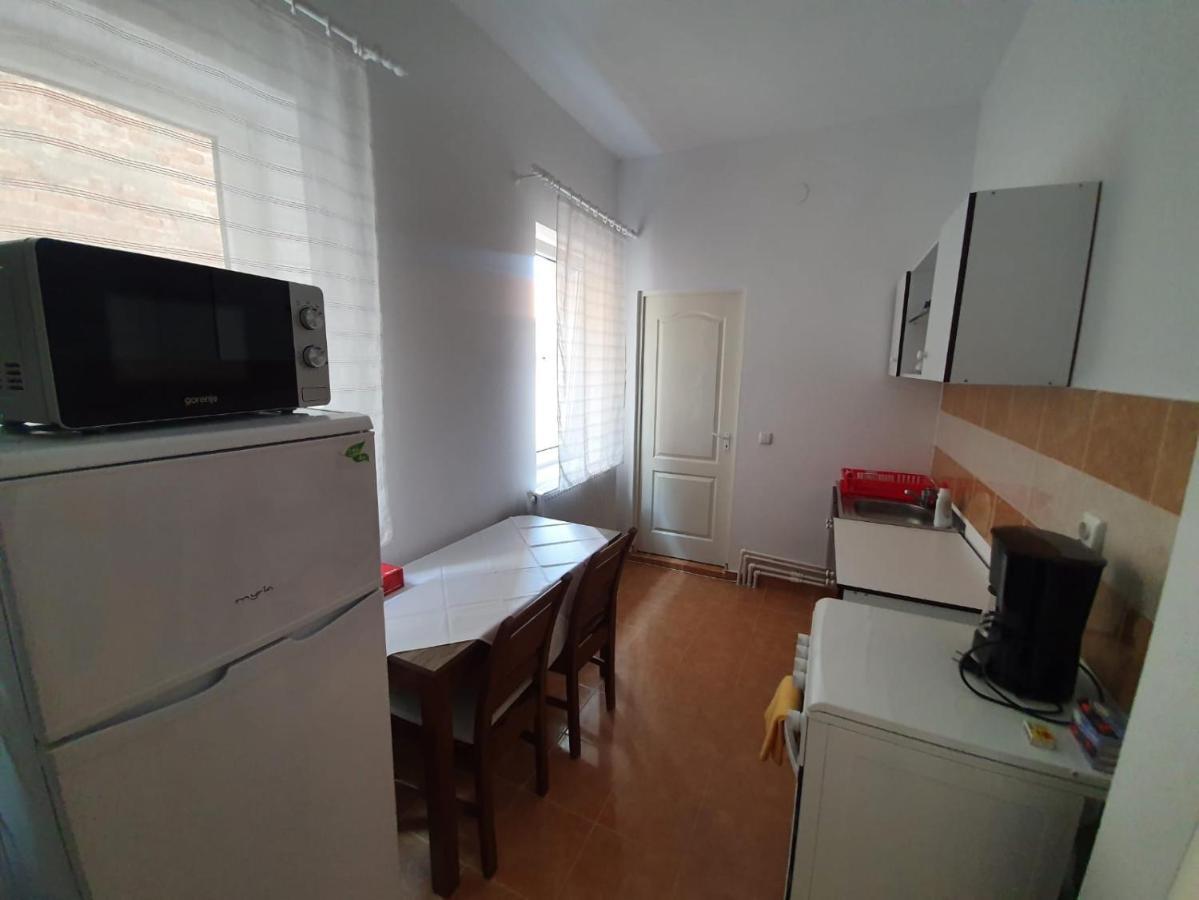 Studio Apartments 阿尔巴·尤利亚· 外观 照片