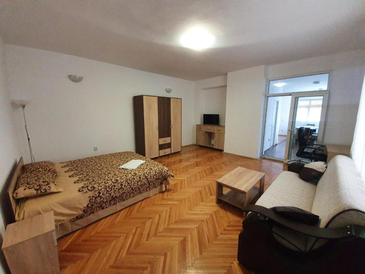 Studio Apartments 阿尔巴·尤利亚· 外观 照片